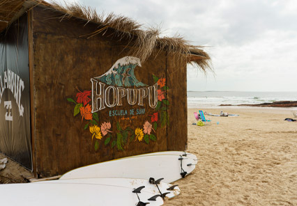 Escuela de surf Hopupu en José Ignacio