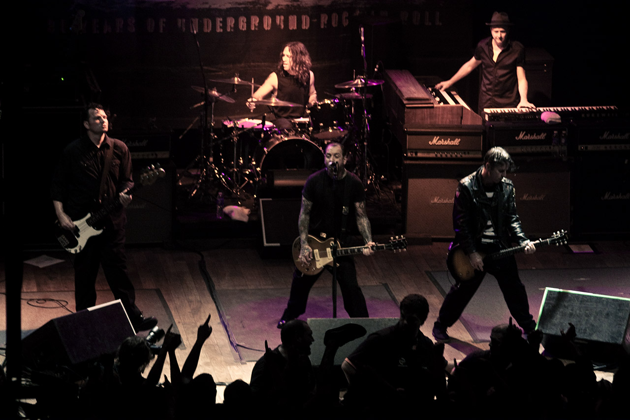 Social Distortion